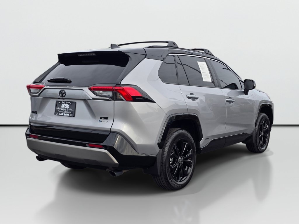 Used 2025 Toyota RAV4 XSE w/ Advanced Technology Package AWD/4WD image 5