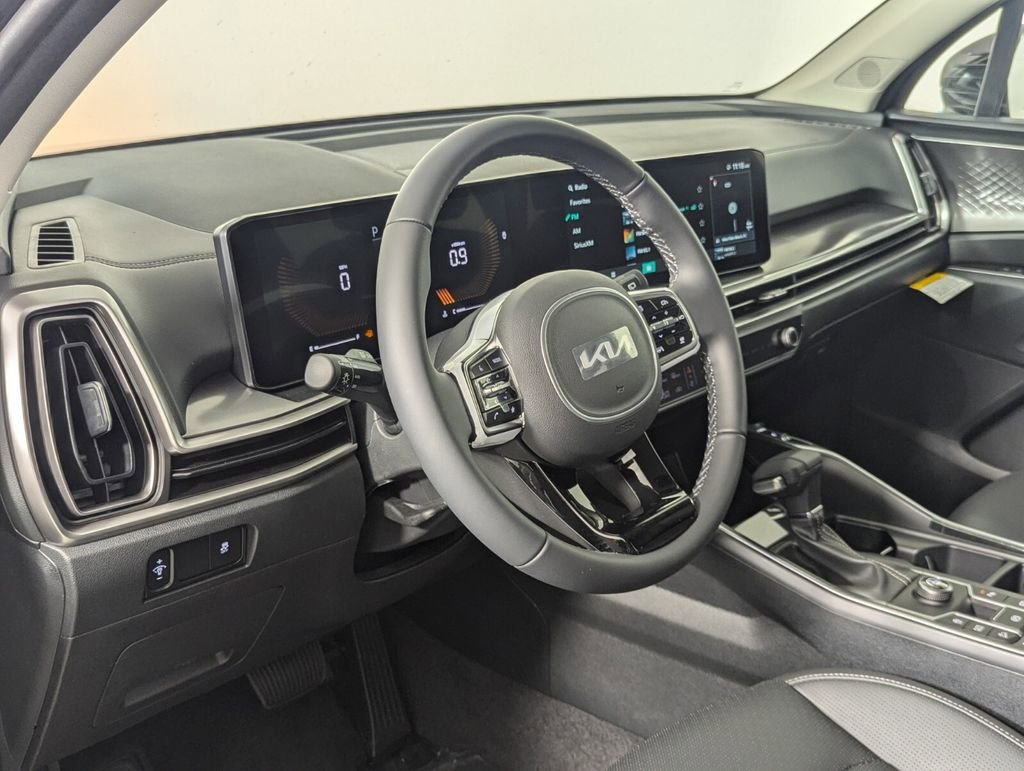 New 2025 Kia Sorento S w/ Panoramic Sunroof Package image 11