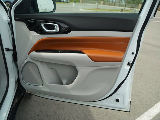 Used 2022 Jeep Compass Limited w/ Elite Group image 21