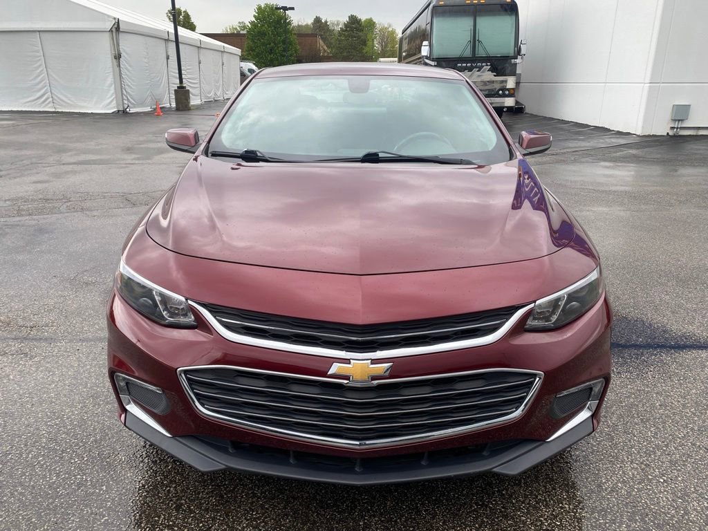 Used 2016 Chevrolet Malibu LT FWD image 2