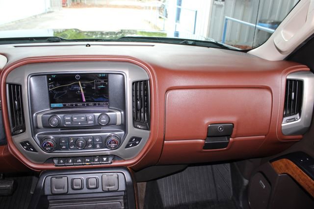 Used 2015 Chevrolet Silverado 3500 High Country w/ Duramax Plus Package image 24