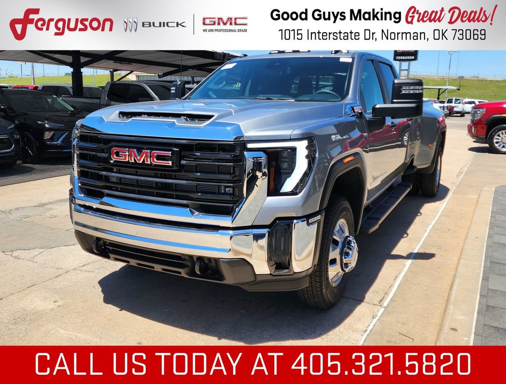 New 2026 GMC Sierra 3500 Pro AWD/4WD image 7