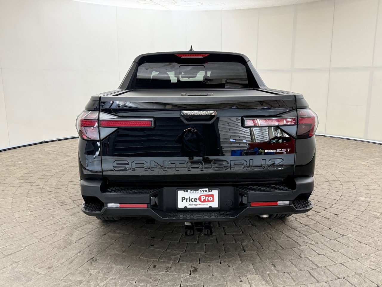 Used 2023 Hyundai Santa Cruz Night image 9