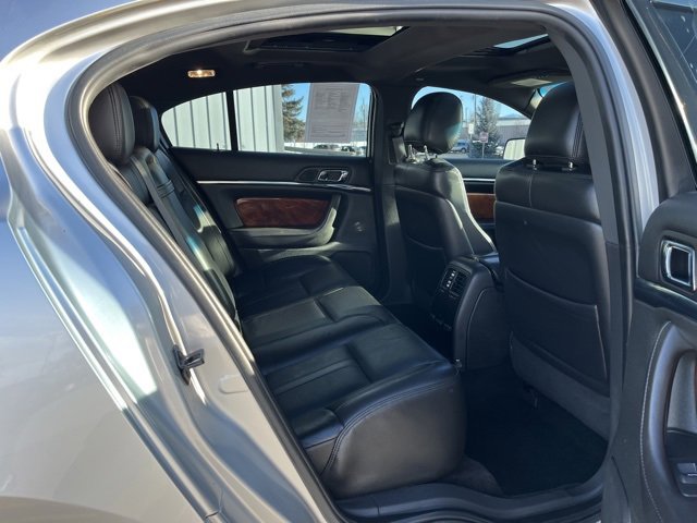 Used 2013 Lincoln MKS image 31