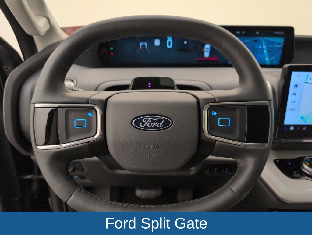 Certified 2025 Ford Expedition Active image 44