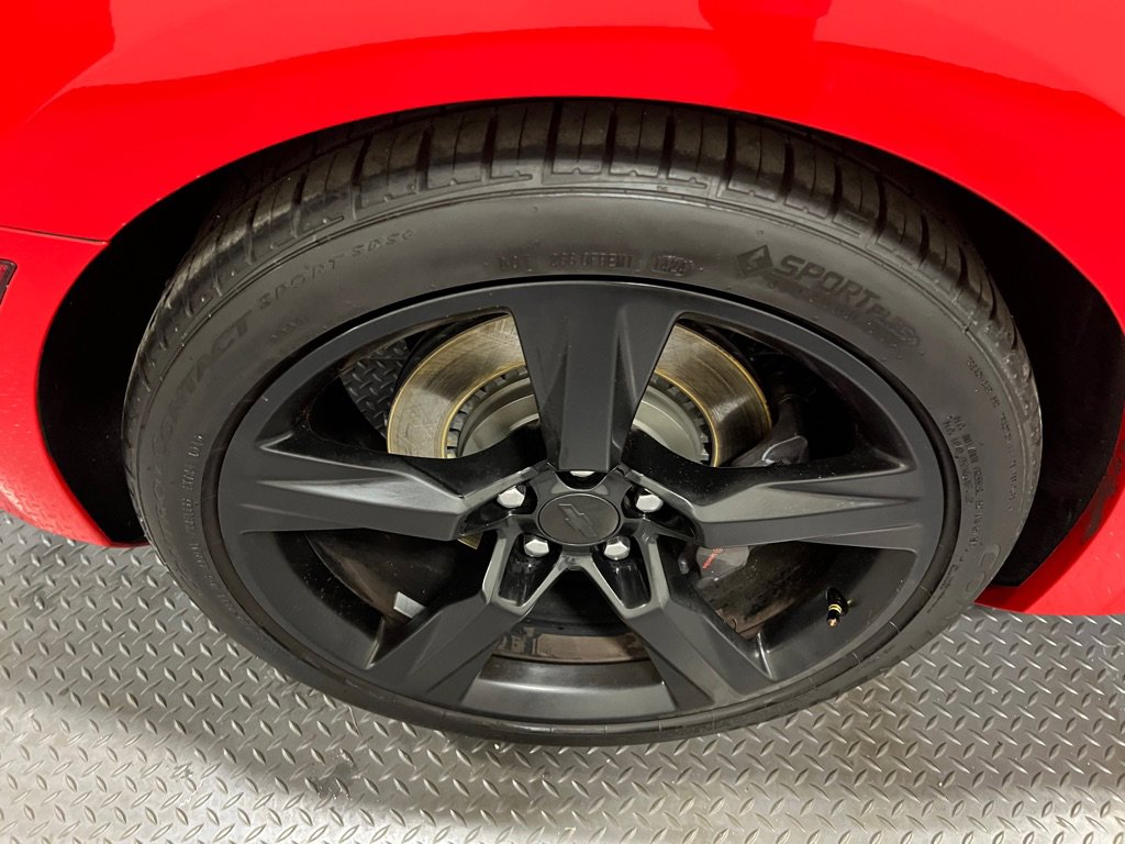 Used 2018 Chevrolet Camaro SS image 17