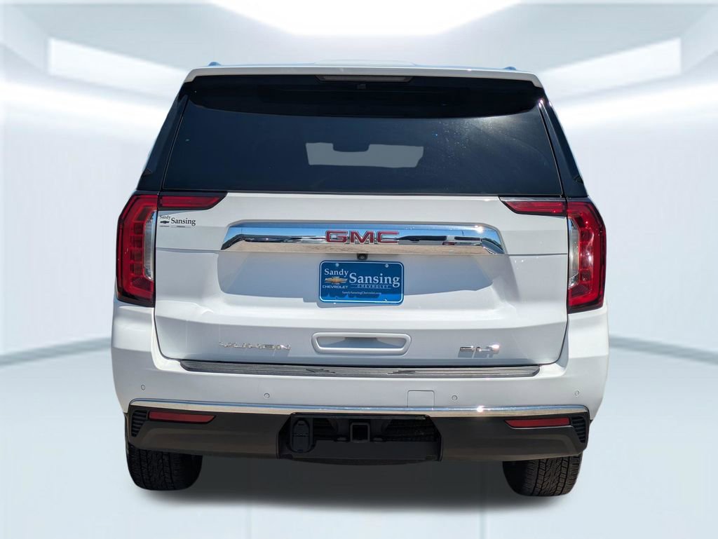 Used 2024 GMC Yukon XL SLT AWD/4WD image 5