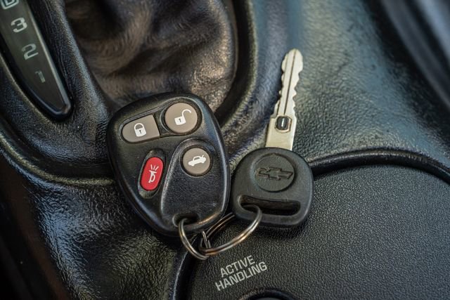 Used 2002 Chevrolet Corvette Convertible w/ Preferred Equipment Group2 image 35