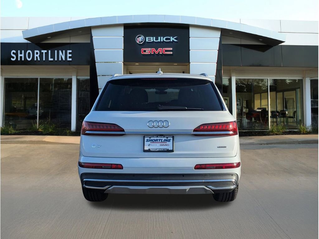 Used 2023 Audi Q7 2.0T Premium Plus w/ Premium Plus Package AWD/4WD image 4