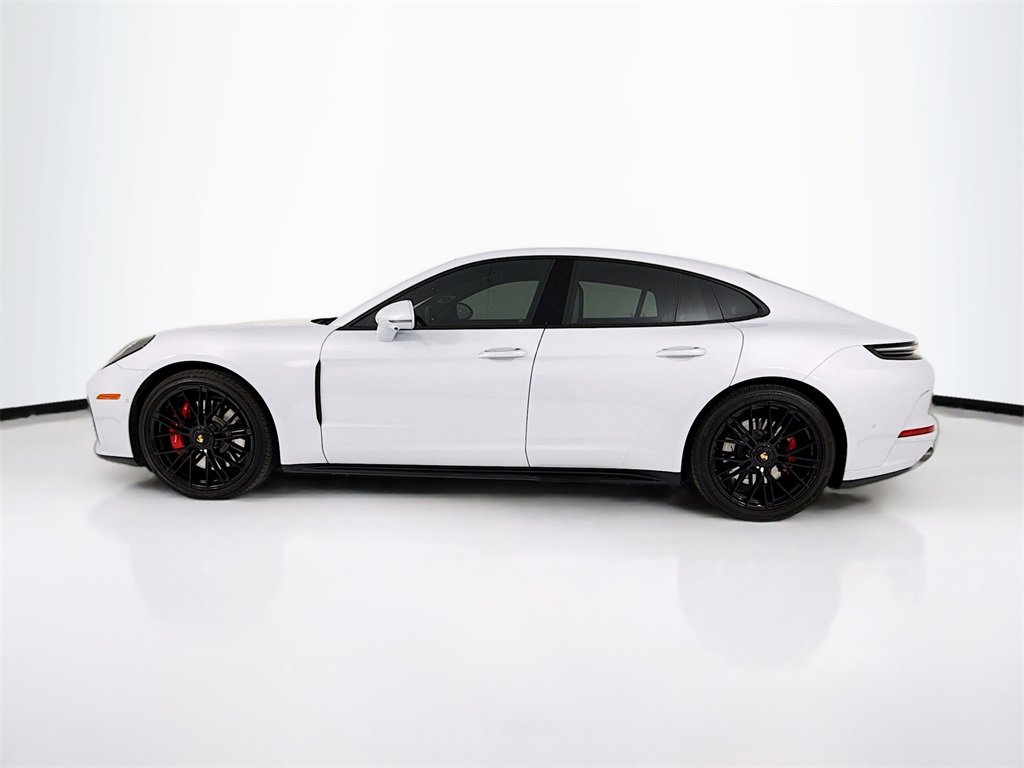 Certified 2025 Porsche Panamera GTS image 2