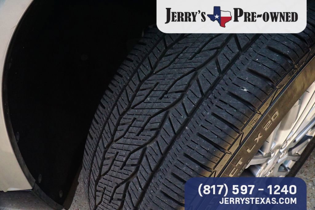Used 2025 GMC Acadia Denali FWD image 8