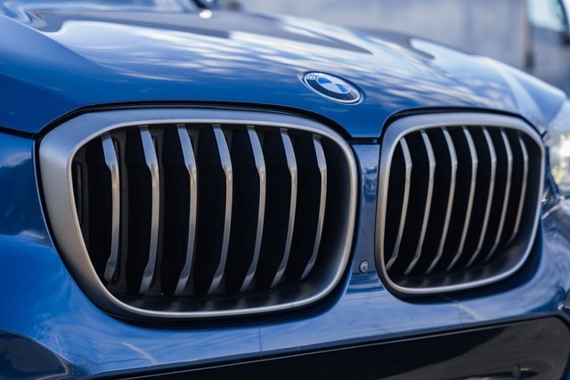 Used 2018 BMW X3 M40i w/ Premium Package image 11