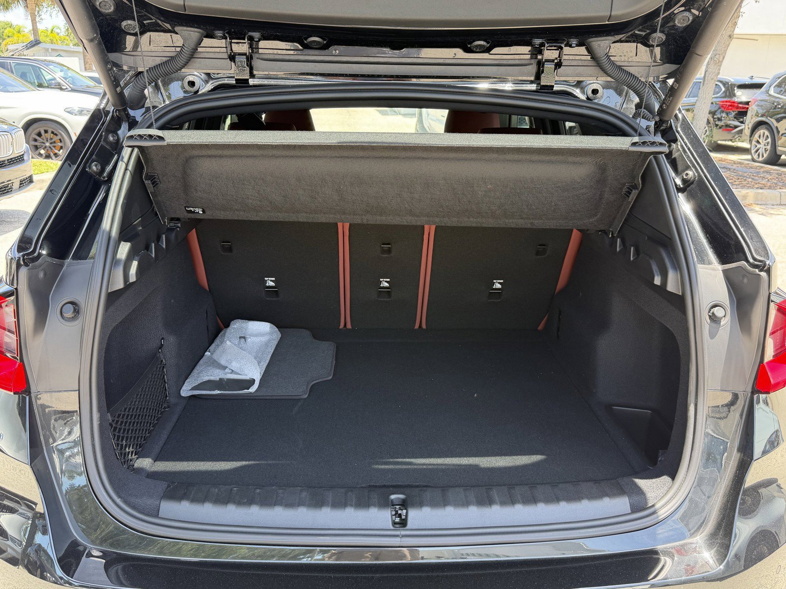 New 2026 BMW X1 xDrive28i AWD/4WD image 11