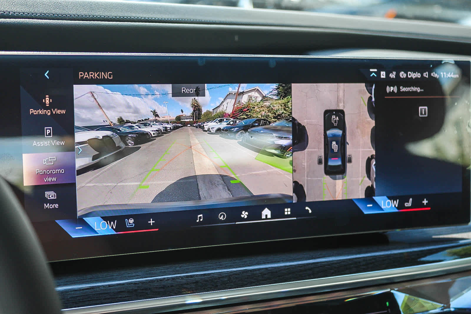 New 2026 BMW 740i w/ Premium Package image 23