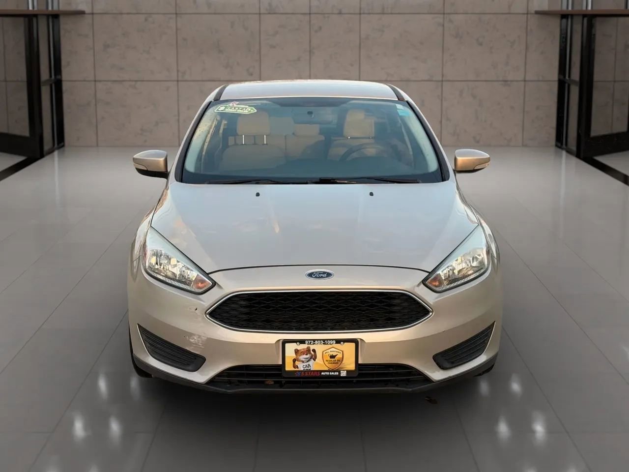Used 2017 Ford Focus SE image 3