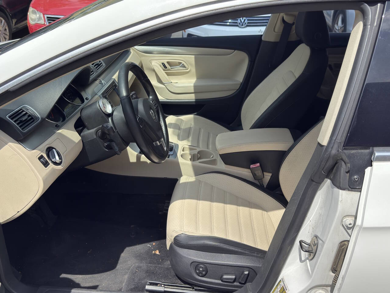 Used 2012 Volkswagen CC Lux Limited FWD image 18