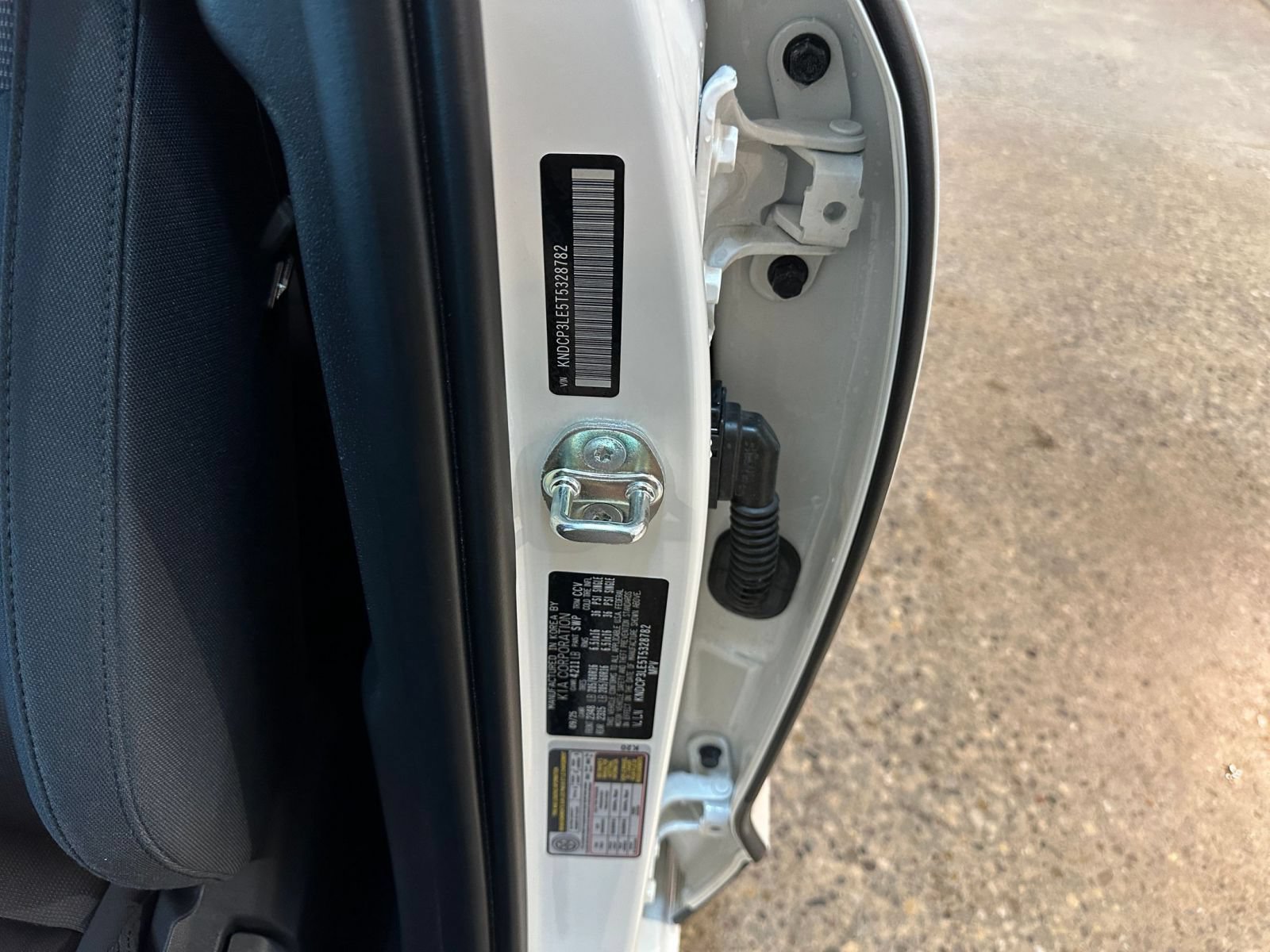 Used 2026 Kia Niro LX FWD image 29
