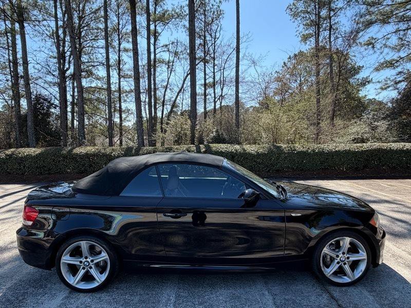Used 2008 BMW 135i Convertible RWD image 15