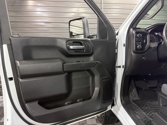 Used 2024 Chevrolet Silverado 2500 Custom w/ Custom Value Package image 32