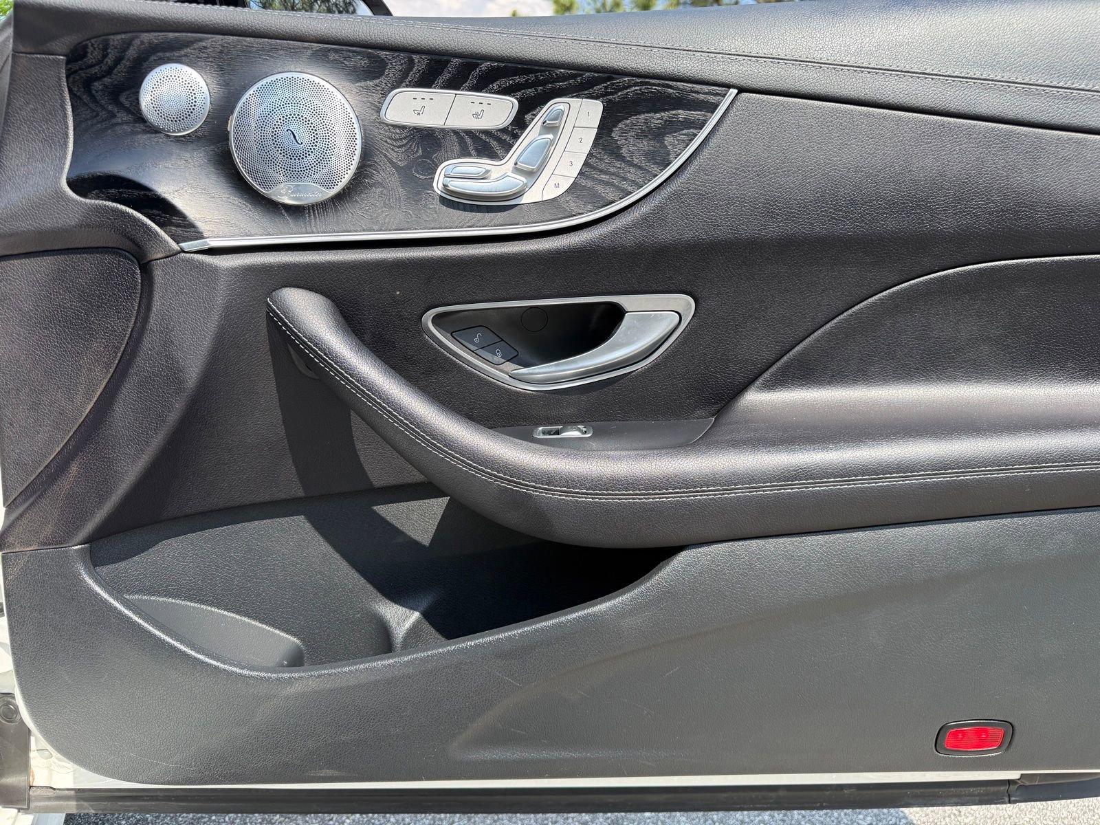 Used 2018 Mercedes-Benz E 400 4MATIC Coupe image 45