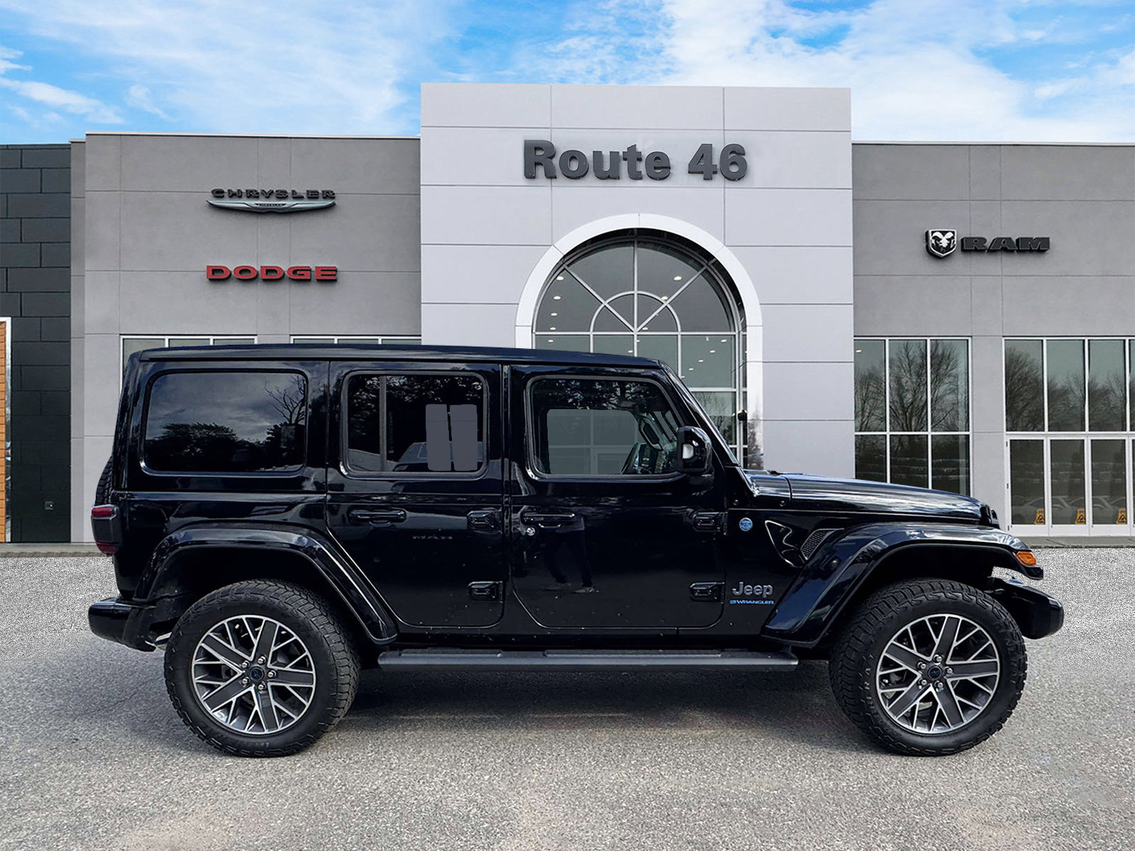 Used 2024 Jeep Wrangler High Altitude AWD/4WD image 6