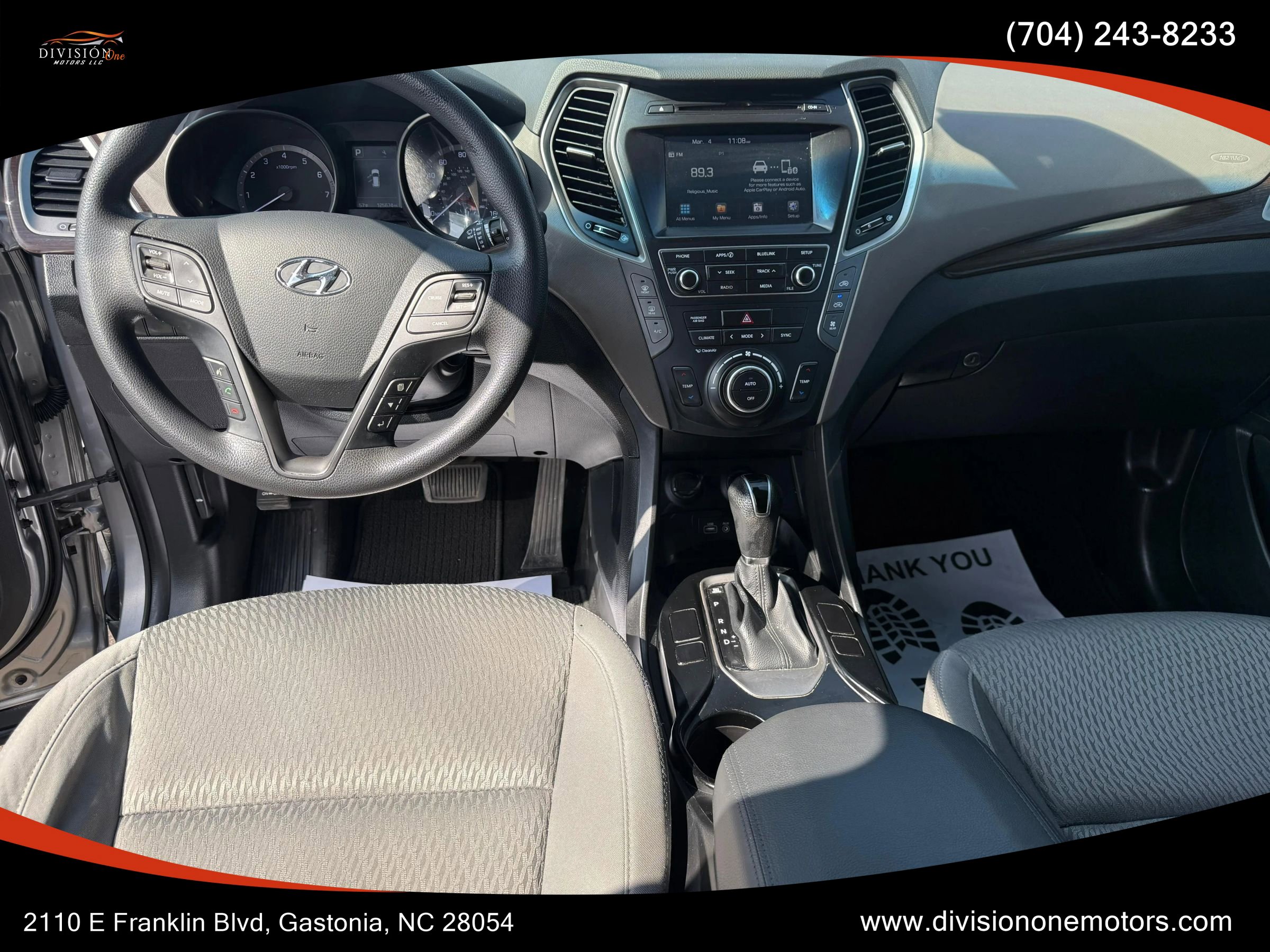 Used 2017 Hyundai Santa Fe SE FWD image 18
