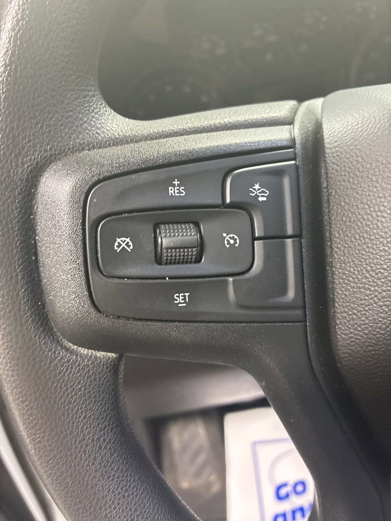 Used 2025 Chevrolet Silverado 2500 Custom w/ Custom Value Package image 15