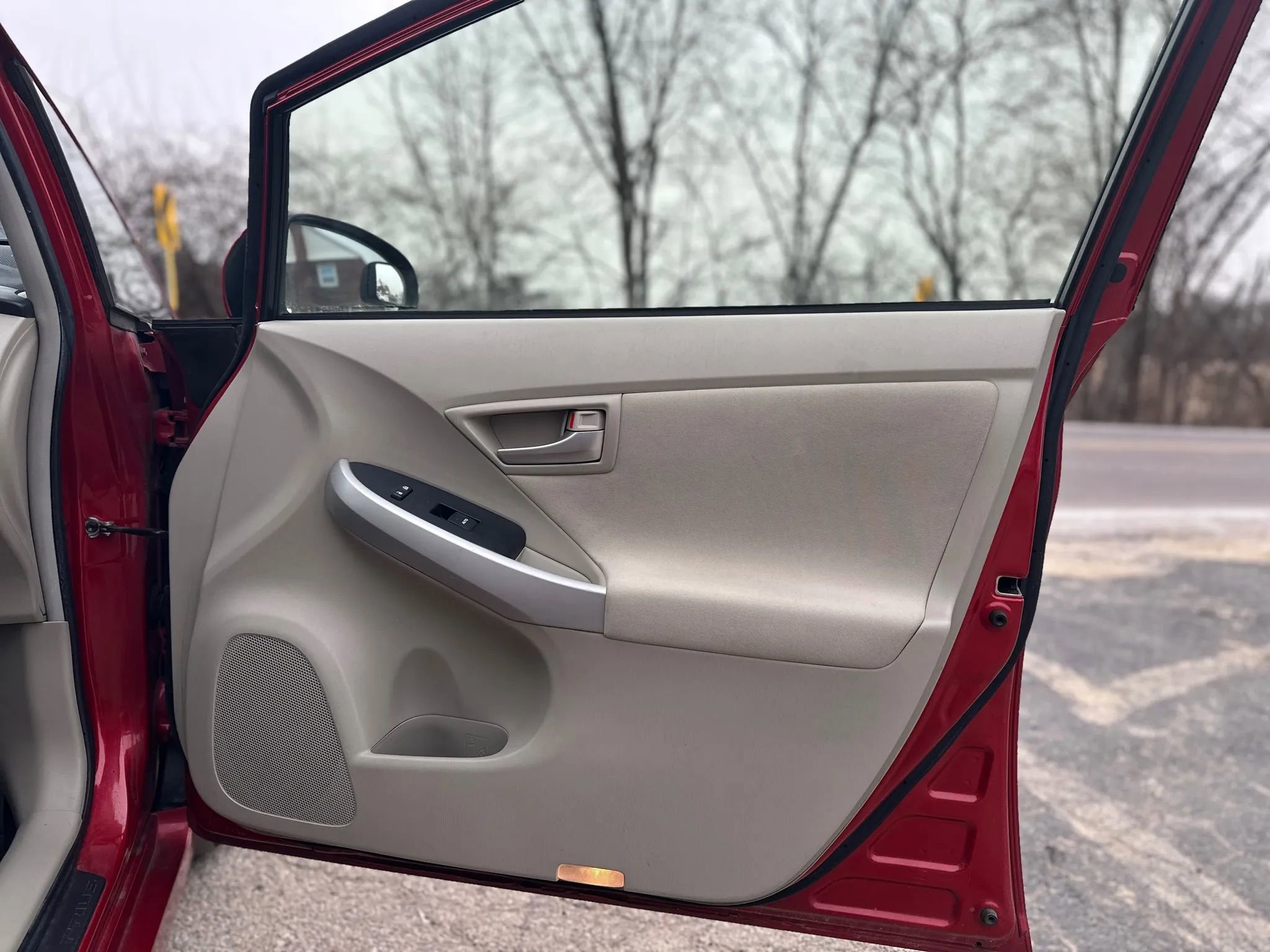 Used 2012 Toyota Prius Three image 19