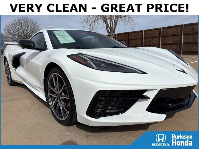 Used 2025 Chevrolet Corvette Stingray Coupe image 2