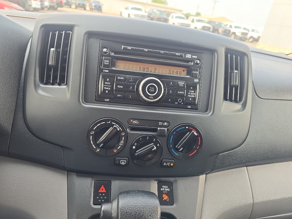 Used 2015 Chevrolet City Express LS FWD image 22