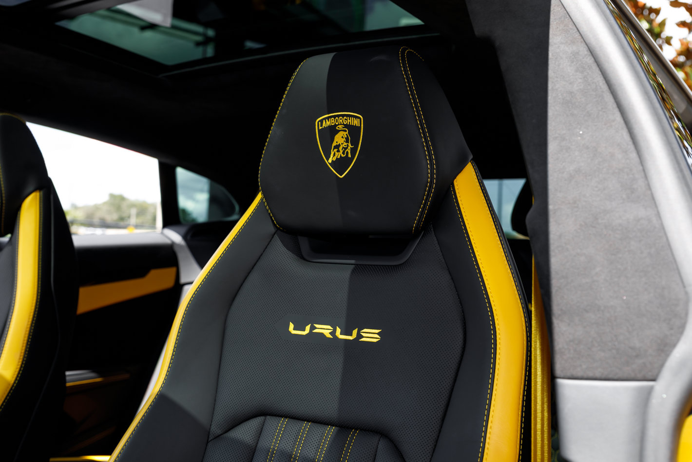 Used 2024 Lamborghini Urus S AWD/4WD image 31