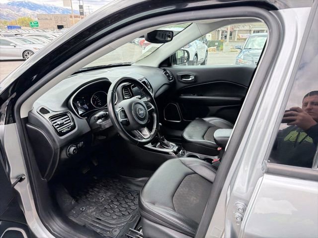 Used 2020 Jeep Compass Latitude image 11