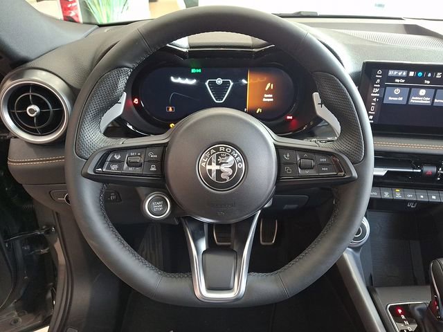 New 2026 Alfa Romeo Tonale Base w/ Quick Order Package 23H Volce image 13