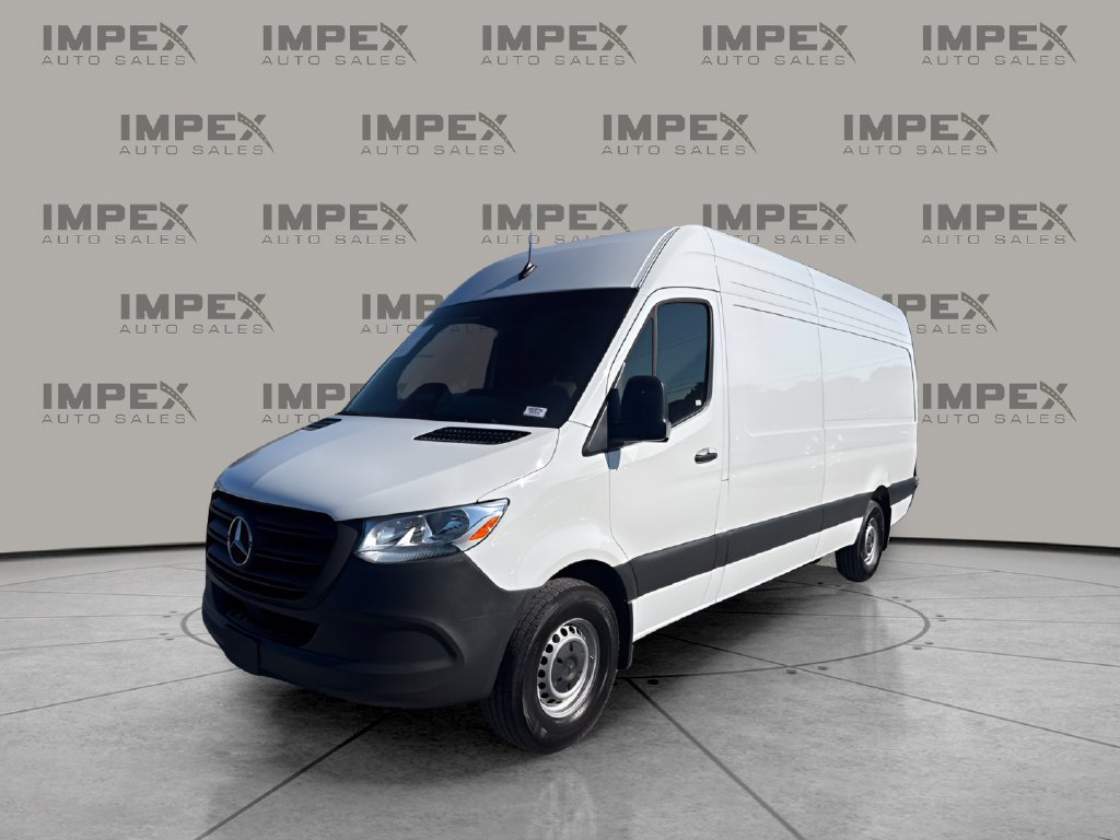 Used 2025 Mercedes-Benz Sprinter 2500 image 1