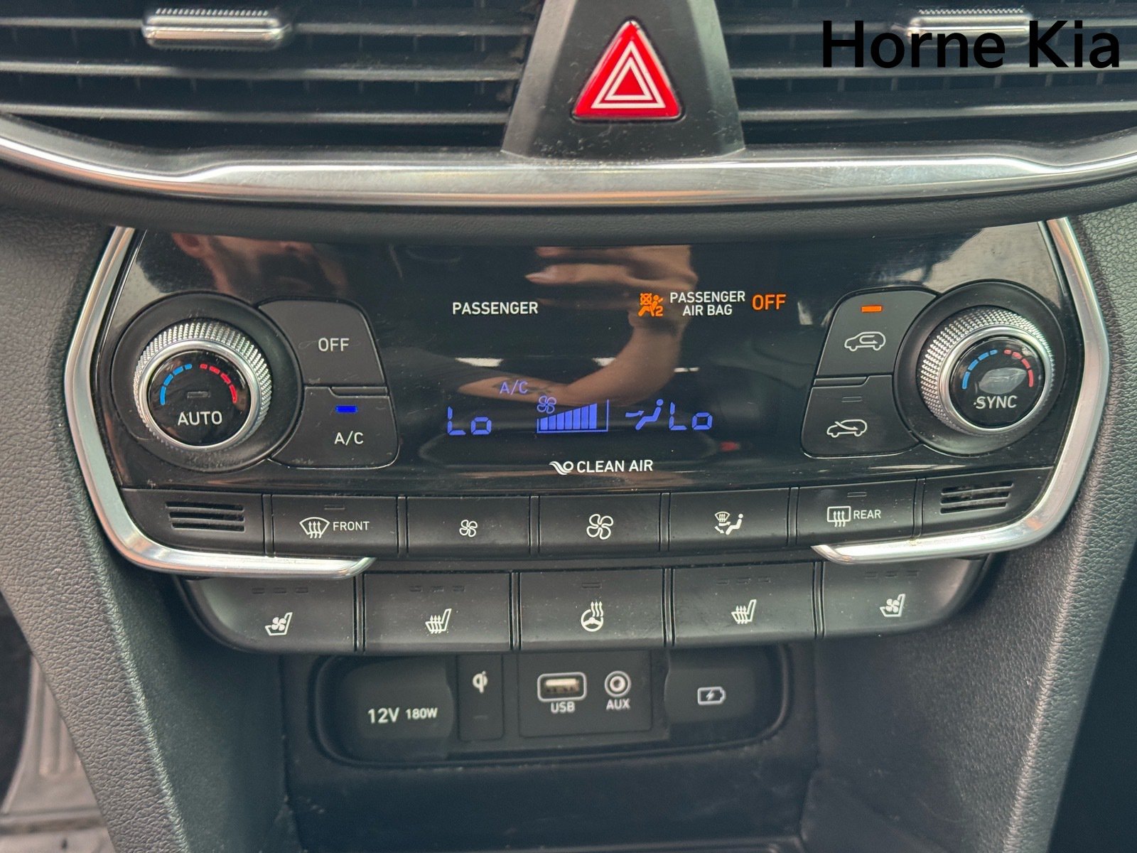 Used 2019 Hyundai Santa Fe FWD w/ Cargo Package image 23