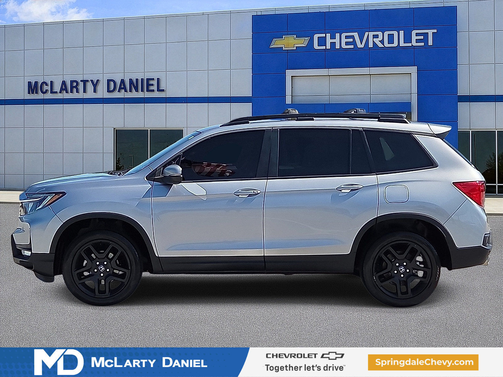 Used 2023 Honda Passport EX-L image 3