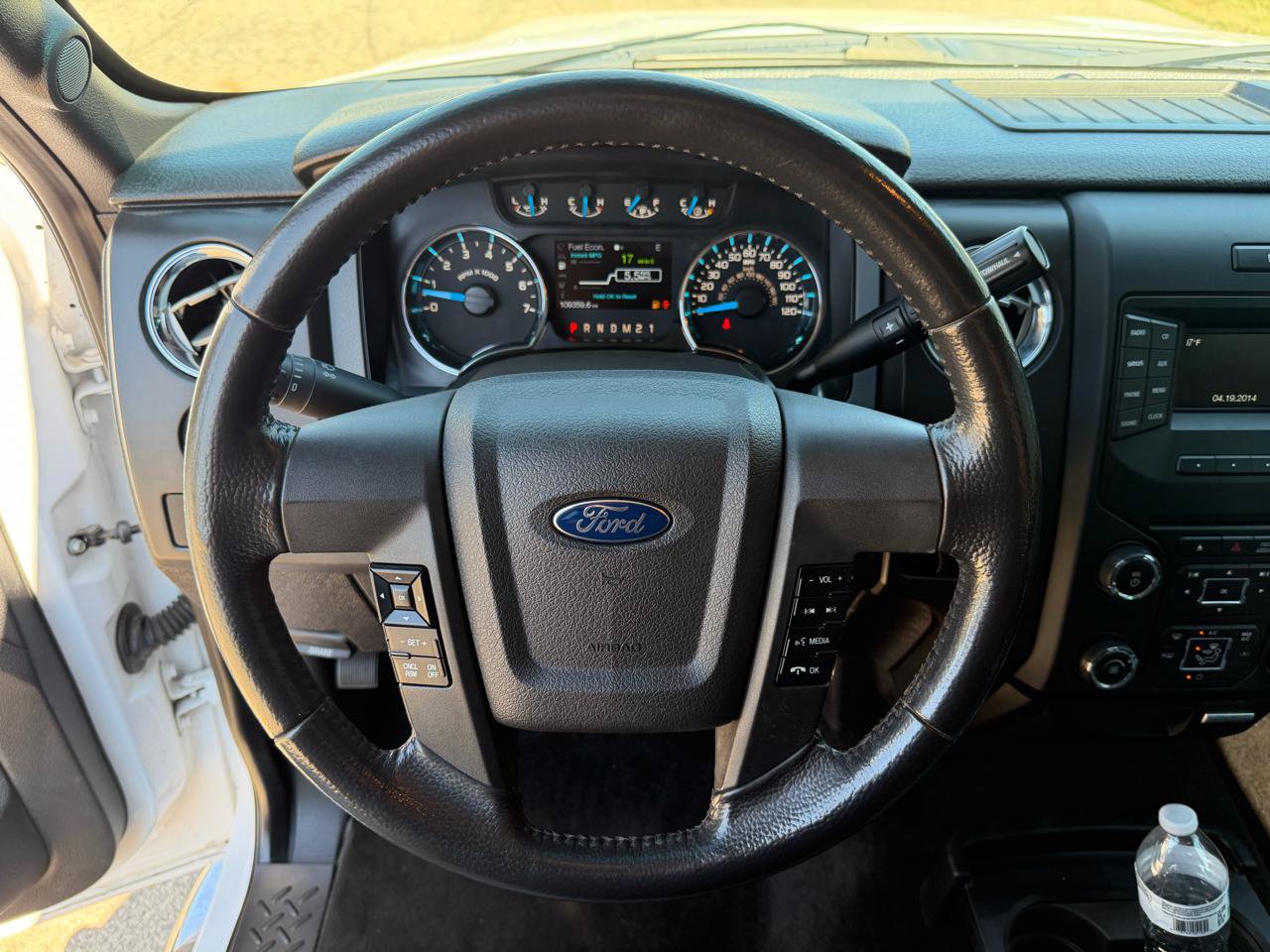 Used 2014 Ford F150 XLT w/ Equipment Group 302A Luxury AWD/4WD image 14