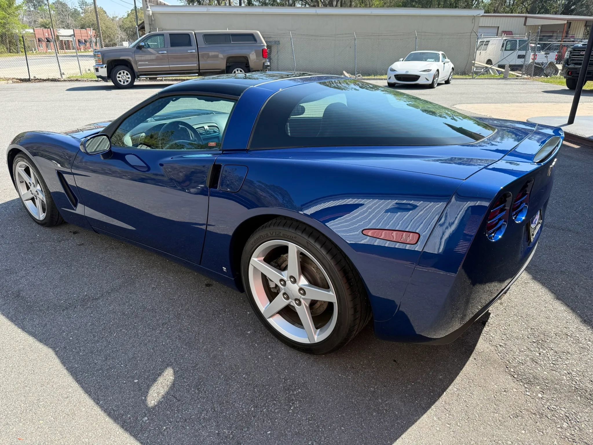 Used 2007 Chevrolet Corvette Coupe w/ Performance Package image 6