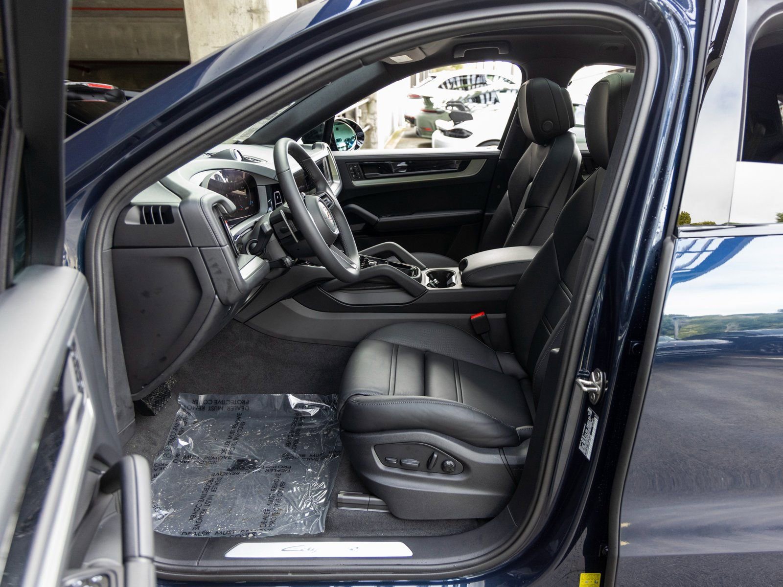 New 2026 Porsche Cayenne Coupe image 25