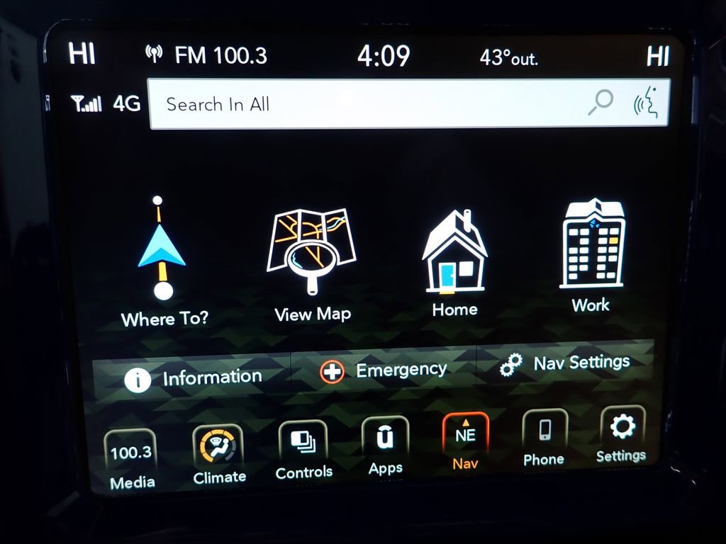 Used 2023 Jeep Gladiator Willys image 4