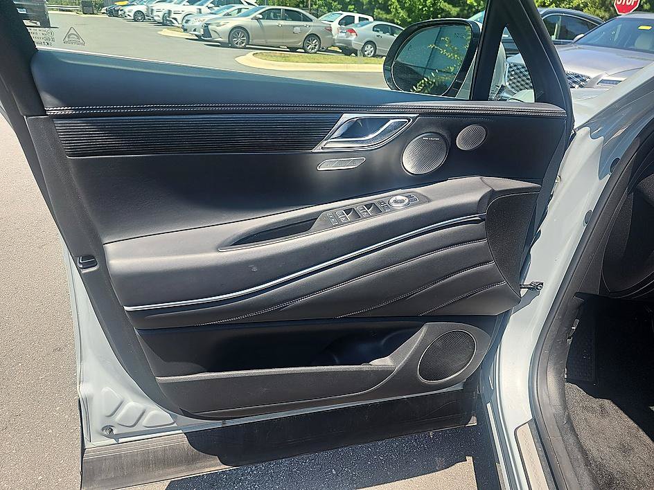 Used 2025 Genesis GV80 3.5T AWD/4WD image 10