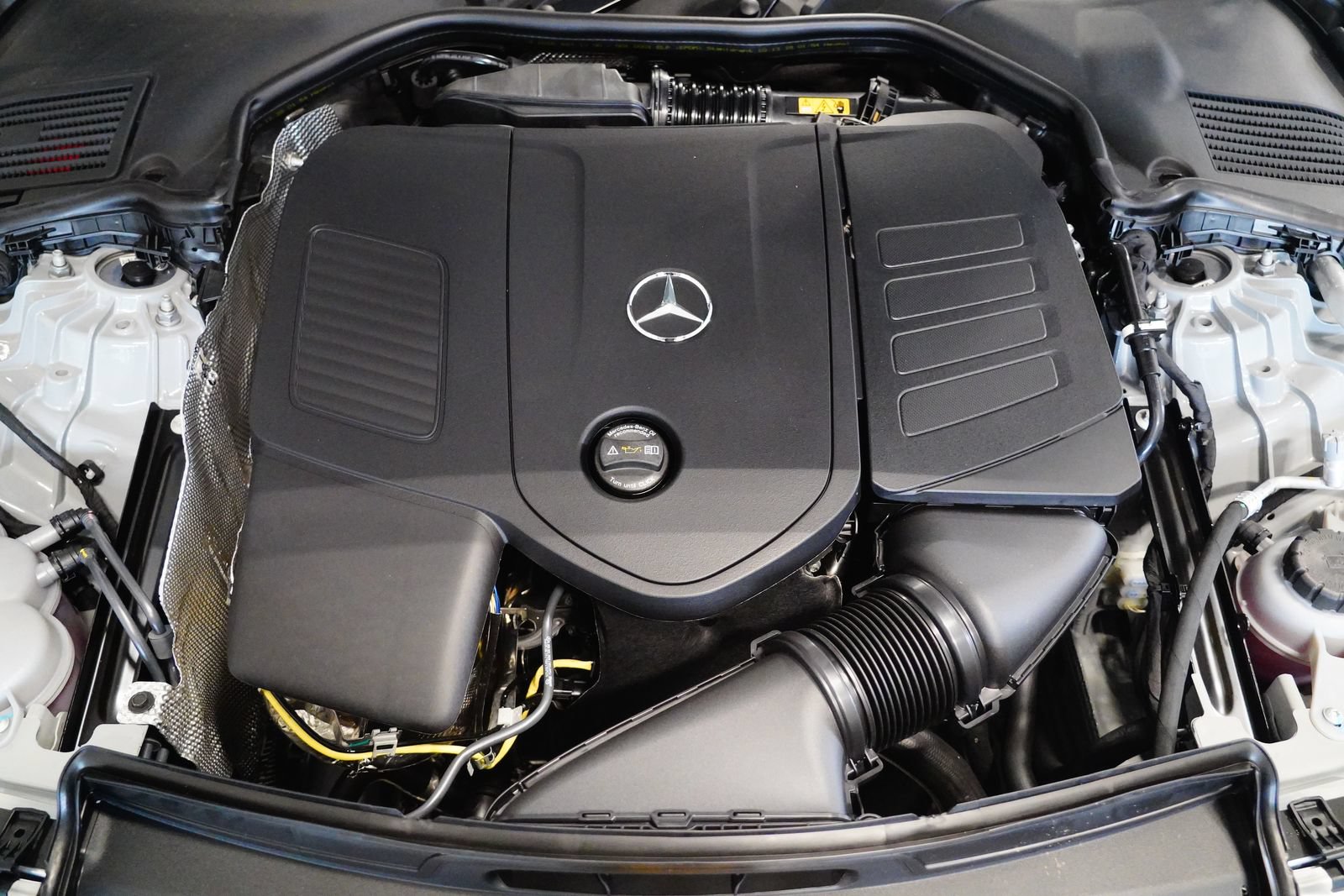 New 2026 Mercedes-Benz C 300 4MATIC Sedan image 31