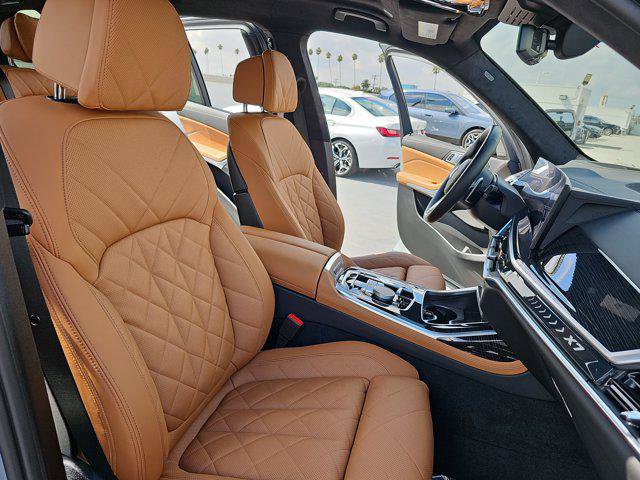Certified 2024 BMW X7 xDrive40i w/ M Sport Package image 10