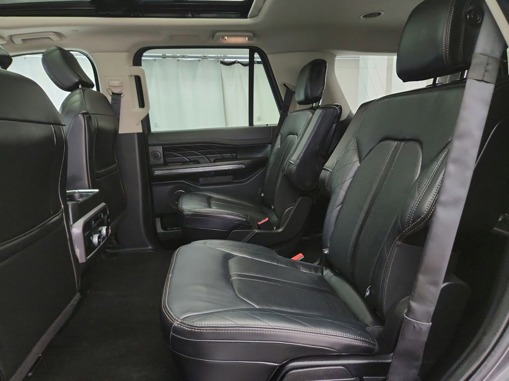 Used 2019 Ford Expedition Platinum AWD/4WD image 28