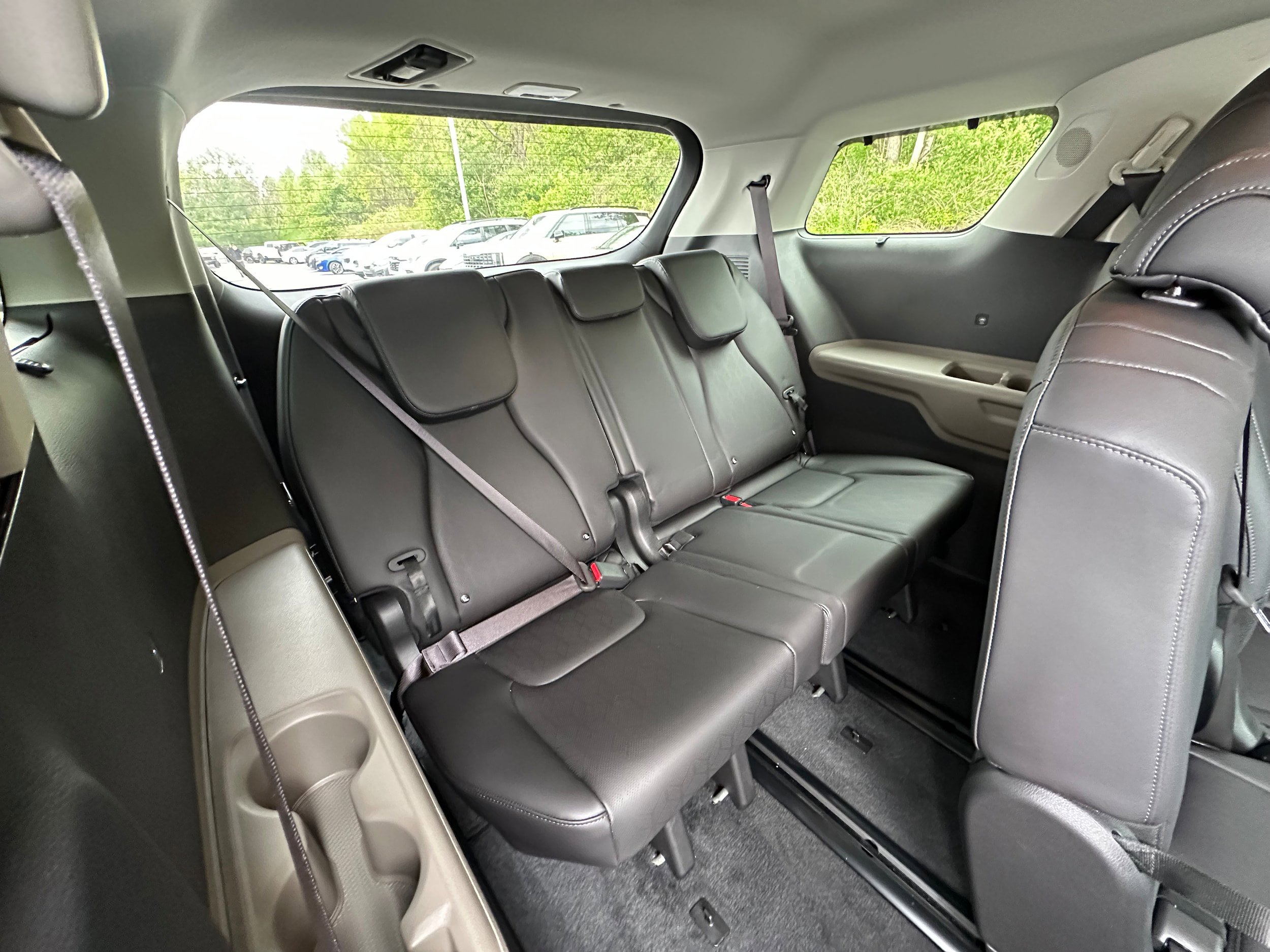 New 2026 Kia Carnival EX FWD image 21