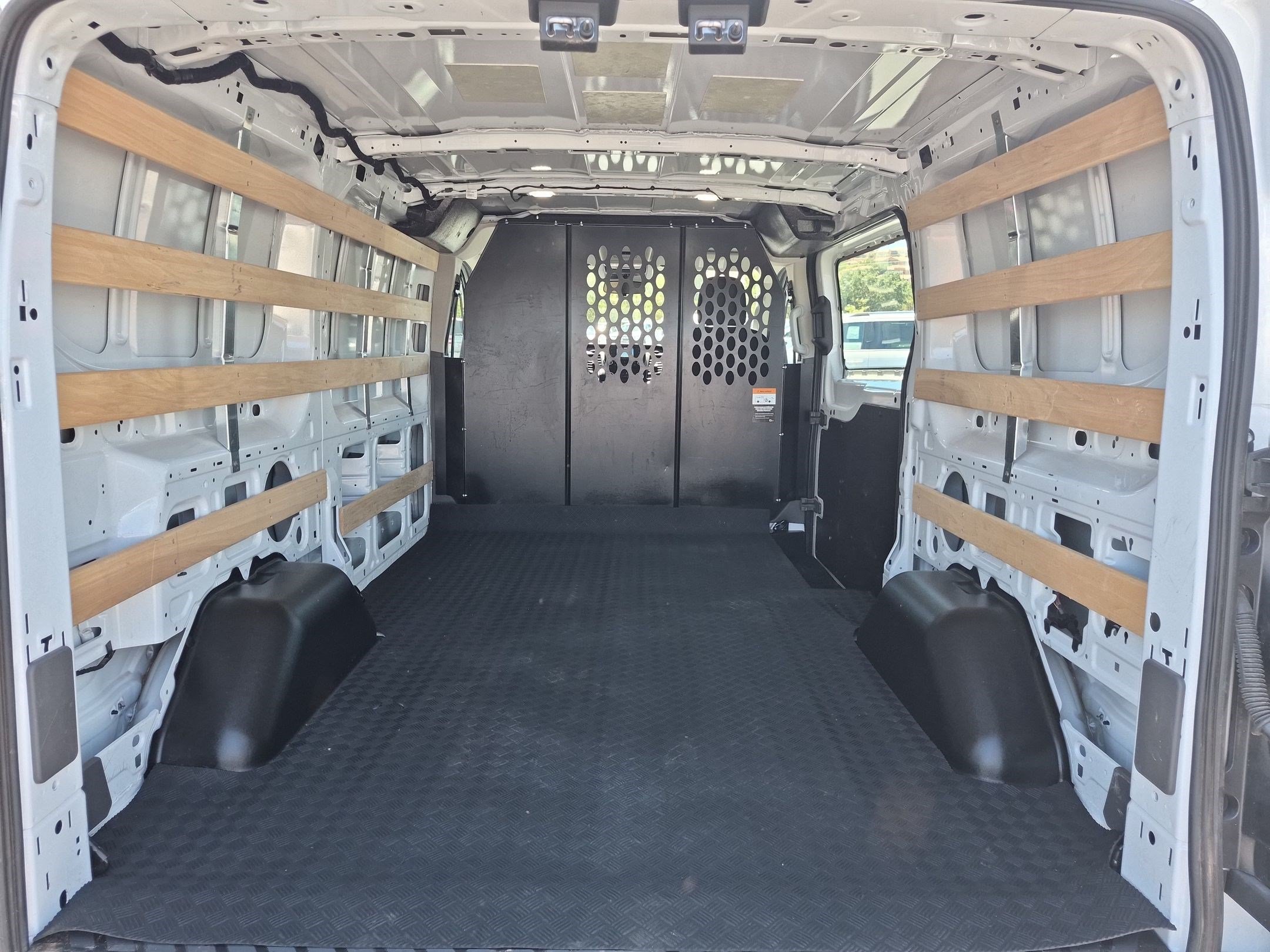 Used 2025 Ford Transit 250 Low Roof w/ Exterior Upgrade Package RWD image 25