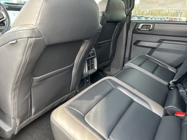 New 2025 Ford Bronco Outer Banks image 13