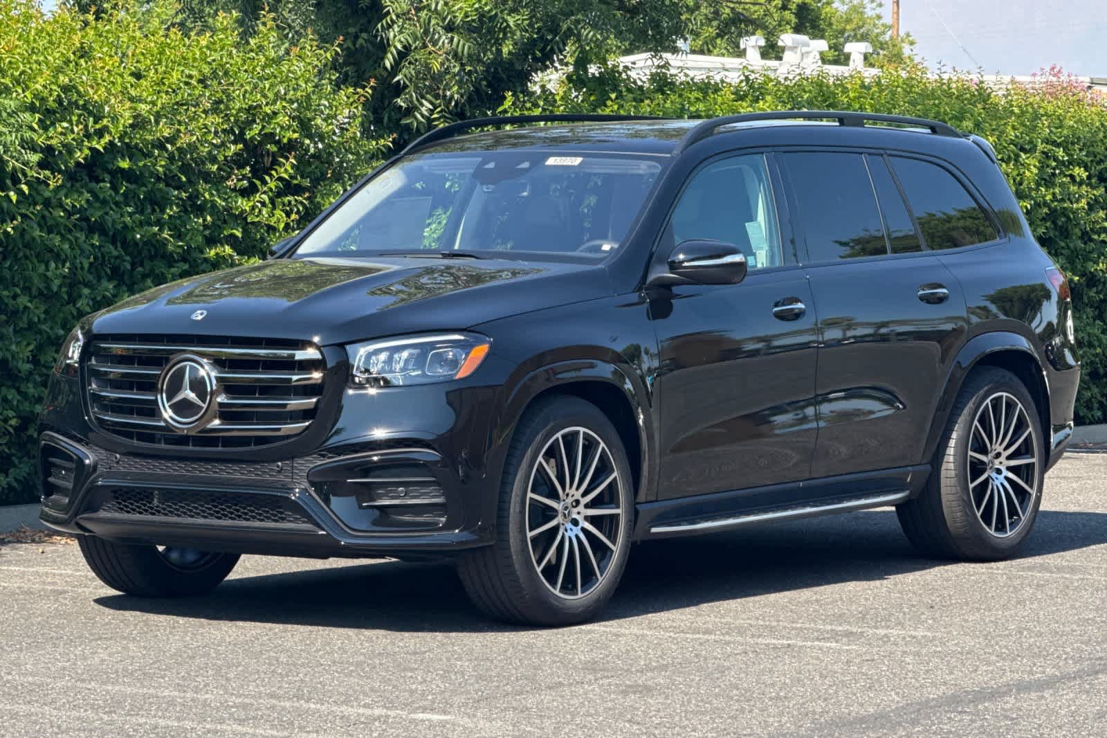 New 2026 Mercedes-Benz GLS 580 4MATIC image 7