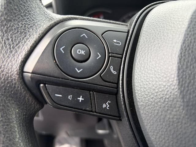 Used 2025 Toyota RAV4 LE AWD/4WD image 31