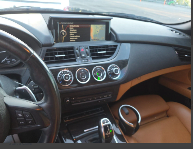 Used 2015 BMW Z4 sDrive28i RWD image 9